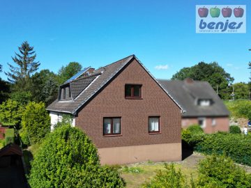 Für die ganze Familie: Gut und solide gebautes Wohnhaus in Bahnhofsnähe, 27211 Bassum / Groß Bramstedt, Zweifamilienhaus