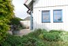 Elegantes "Klimahaus" für anspruchsvolle Naturfreunde - Blick auf die Küchenterrasse