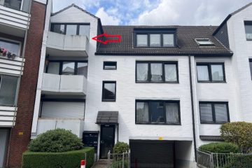 Zwei Balkone und Tiefgaragenstellplatz! Zwei-Zimmerwohnung mit viel Potenzial!, 28215 Bremen / Findorff, Dachgeschosswohnung