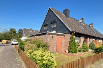 RESERVIERT! Reihenendhaus mit Garage und tollem Grundstück, 28816 Stuhr, Reihenendhaus