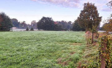 Gut geschnitten und topp Anbindung – Gewerbegrundstück in Varrel!, 28816 Stuhr, Gewerbe