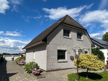 Stuhr-Blocken, Nähe Silbersee! Freistehendes Einfamilienhaus mit Wintergarten und Doppelgarage., 28816 Stuhr / Blocken, Einfamilienhaus