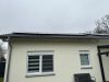 Attraktiver Bungalow, energiesparend durch erneuerbare Energietechnik - PV-Anlage