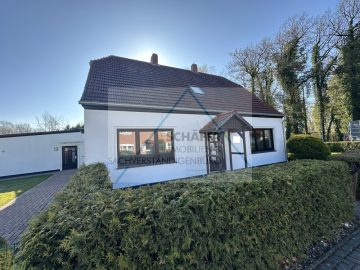 Schönes Einfamilienhaus in zentraler Lage zu vermieten, 27211 Bassum, Einfamilienhaus